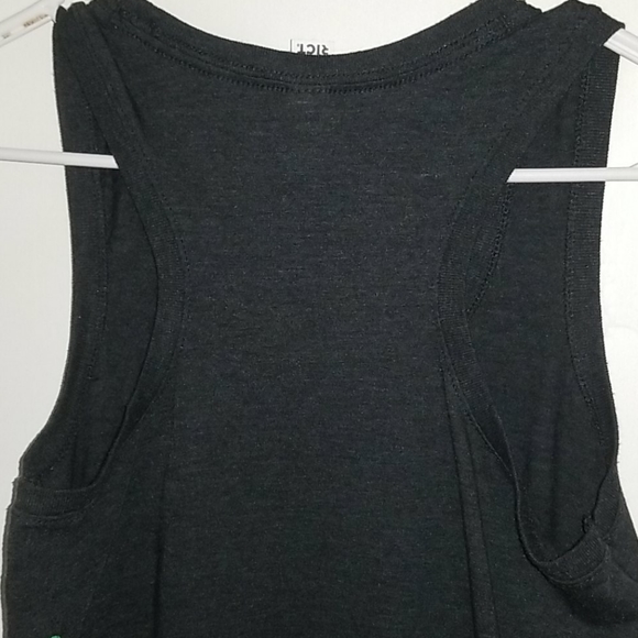 District Tee - Picture 4 of 7